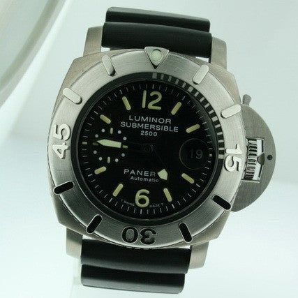 Panerai Luminor Submersible PAM00194 Pre-Owned