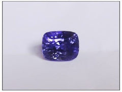 Natural Violet Cushion  Sappnire 4.00ct (Unheated)